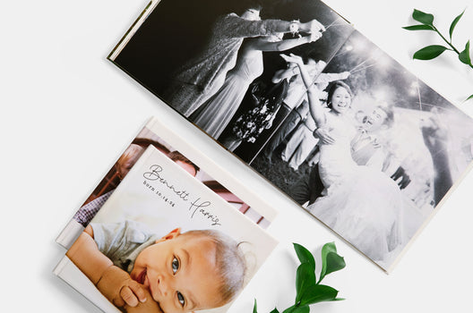 Adhesive photo album: Create lasting memories with our adhesive photo albums